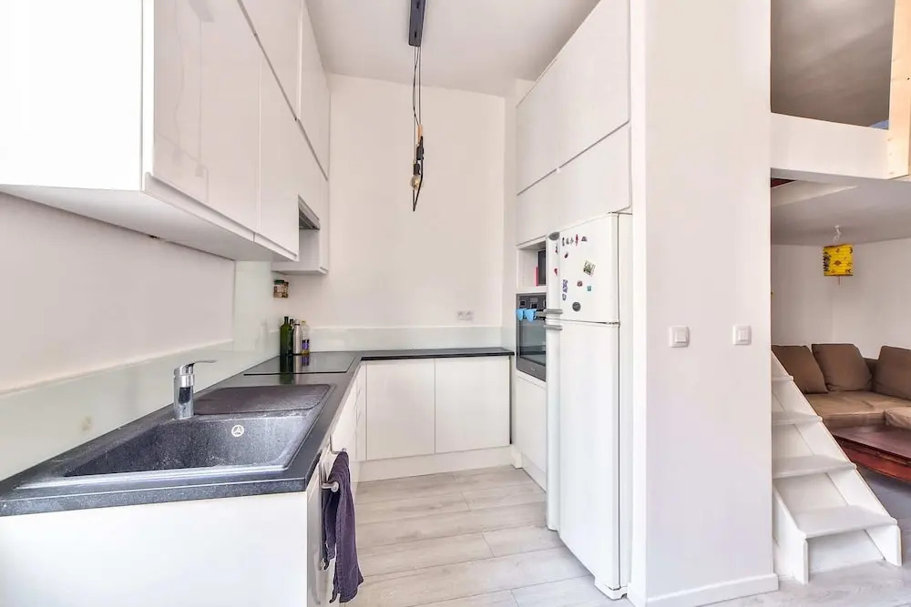 Studio With Mezzanine in the Heart of the Latin Quarter - PRO Agency