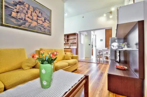 LANA house with apartment