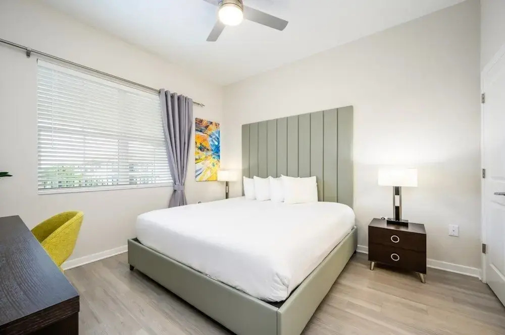 New Modern Vista Cay Reserve Condo - 6003