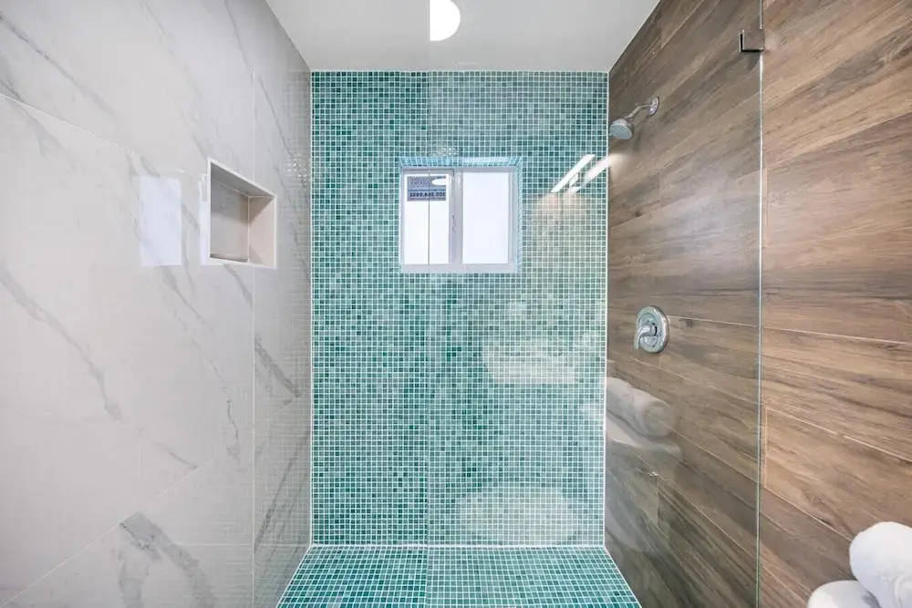 Luxurious 4BR Miami Home With Large Patio & Outdoor Space!