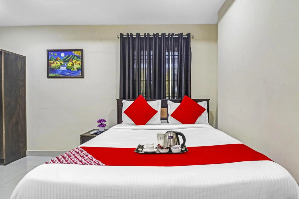 Super OYO 91014 Honey Heights
