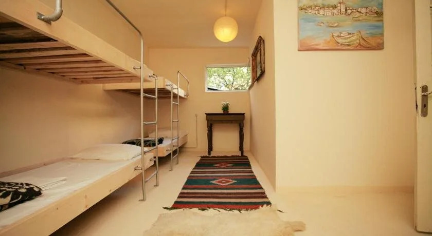 Zig Zag hostel