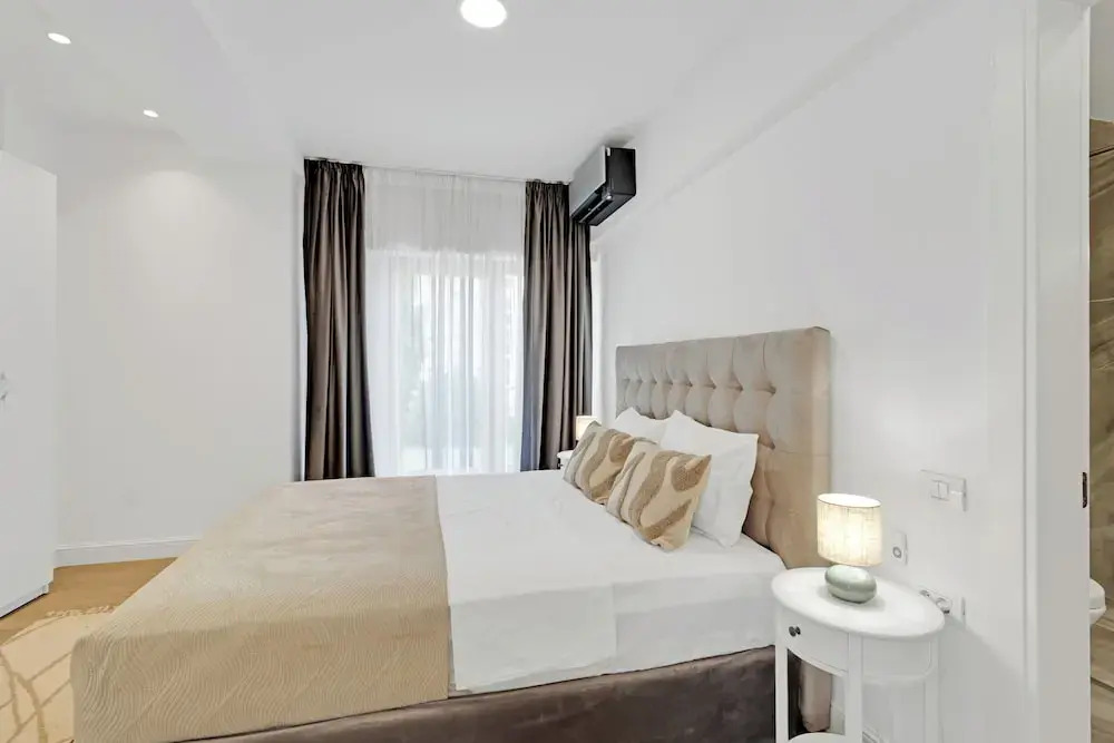 Victoriei Luxury