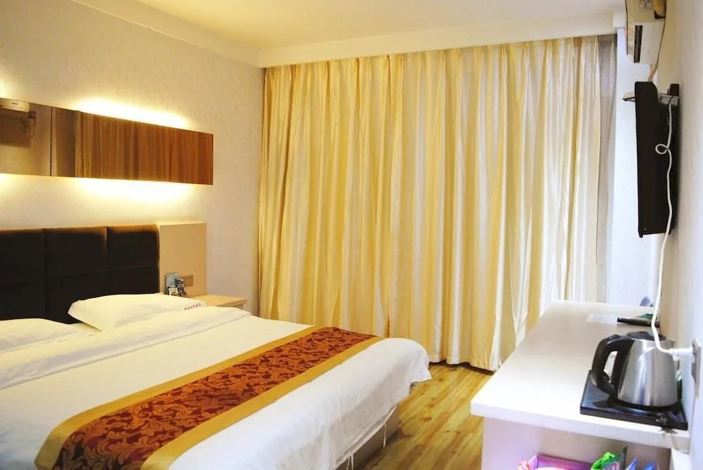 Hi Inn Chongqing Dashiba