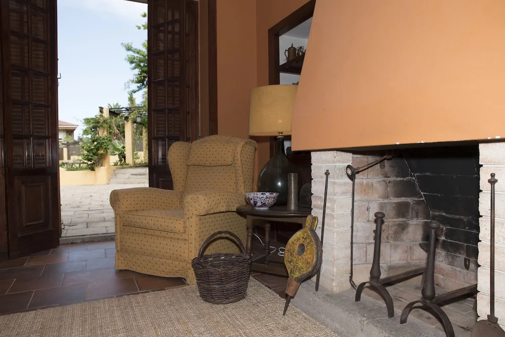 BellaSombra Suites