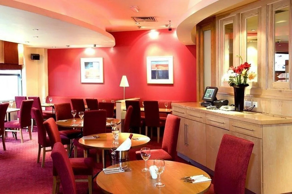 Premier Inn Manchester City Centre (Portland Street)