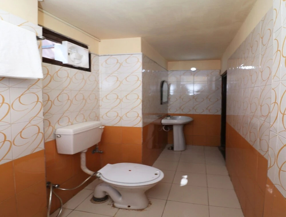 OYO 12691 Hotel Green Leaf