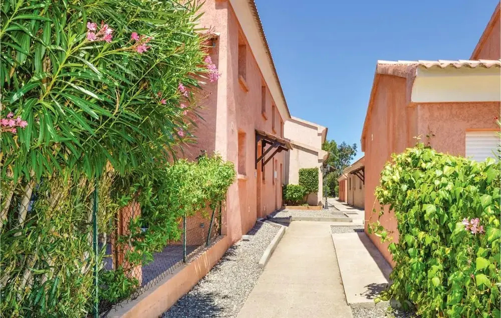 Holiday Home Residence Torre et Mare