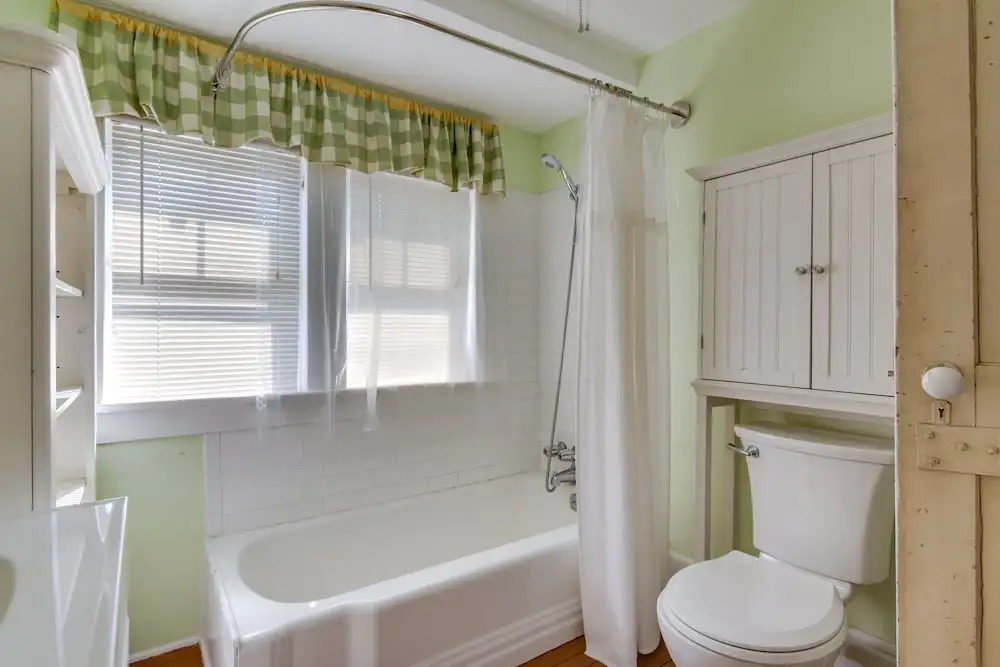 Chincoteague Home w/ Pool - Walkable Location!