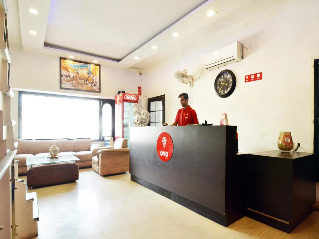 OYO 5263 R C Regency