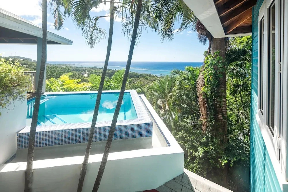 Top Ridge Views 2 Bedroom Home