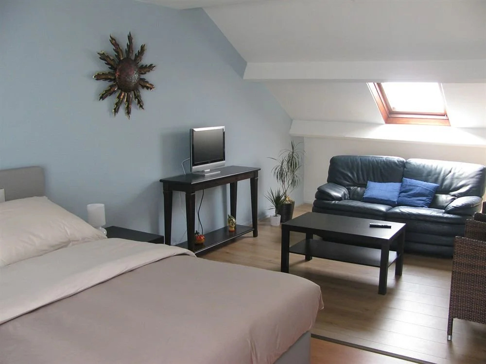 Maas Suites