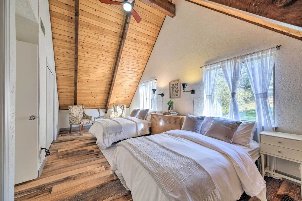Modern Groveland Chalet ~ 25 Mi to Yosemite