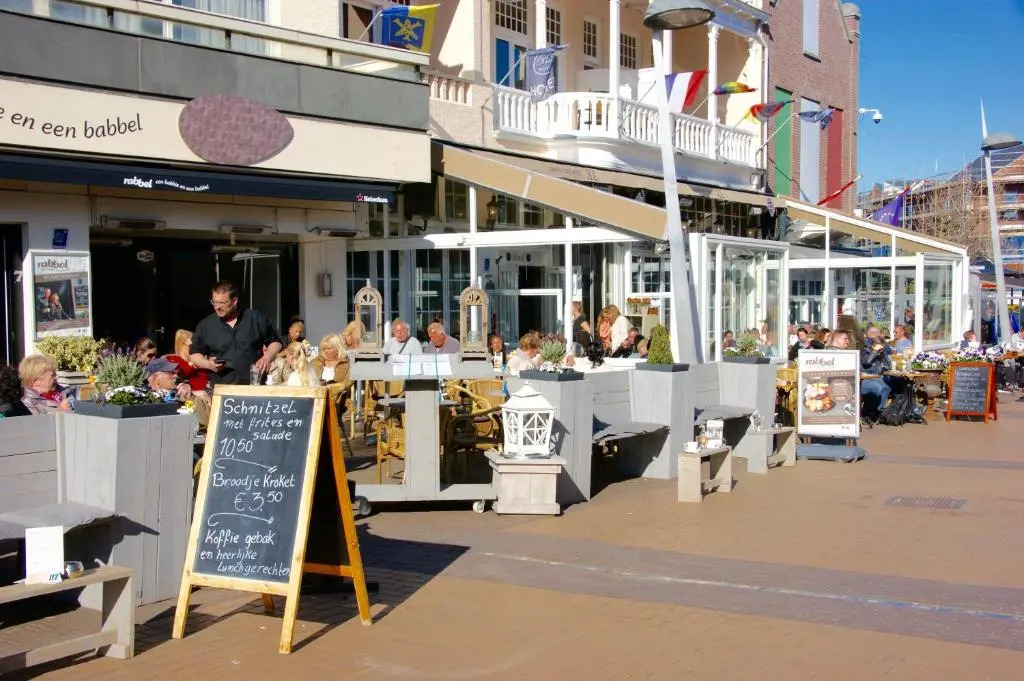 Zandvoort Station Apartment