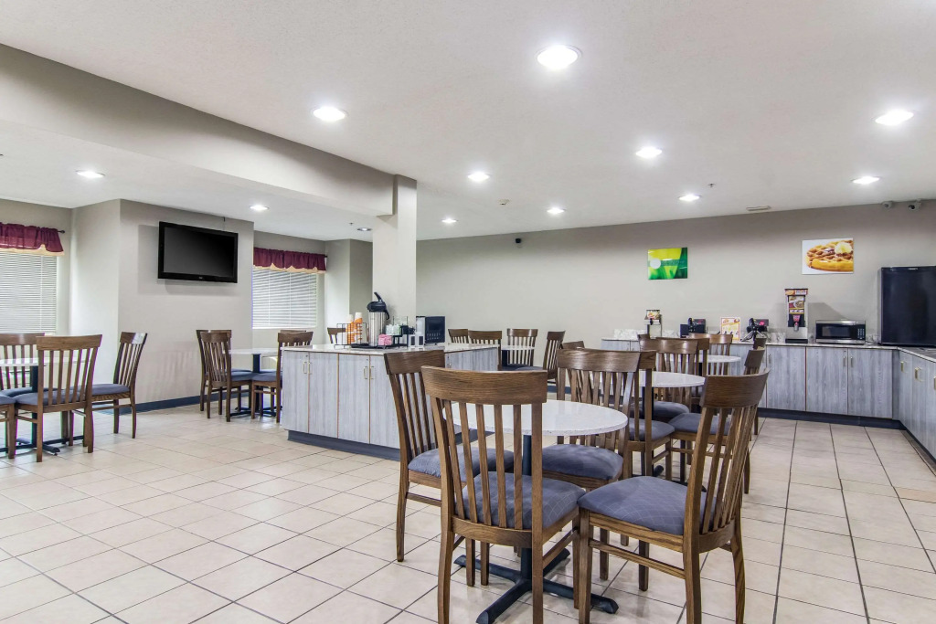 Quality Inn & Suites Grove City-Outlet Mall