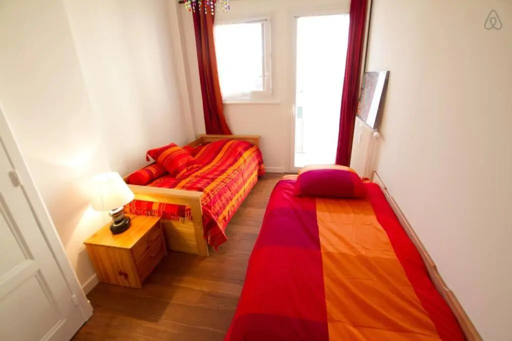 Pretty 3 rooms in the city center