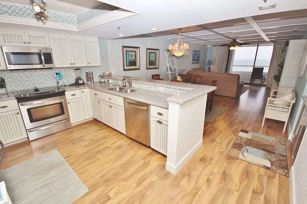 Tradewinds 503 Apartment 2