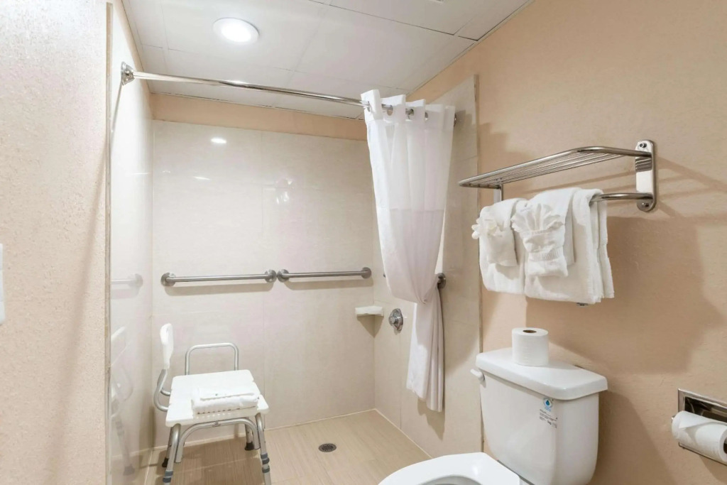 Quality Inn Pasadena - Houston East