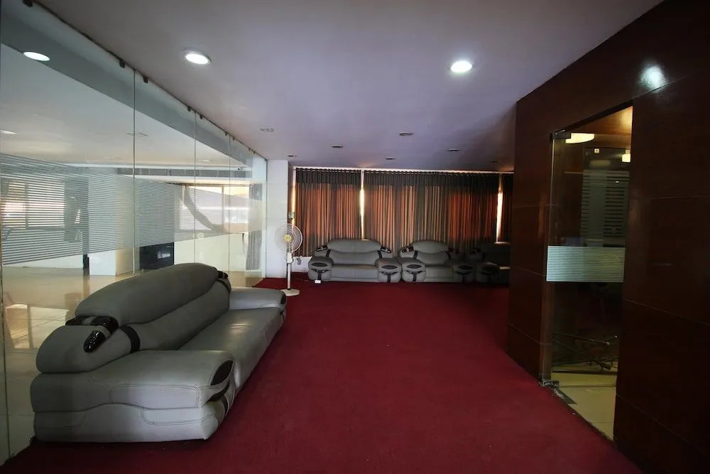 OYO 1821 Aarya Grand Hotel and Resort