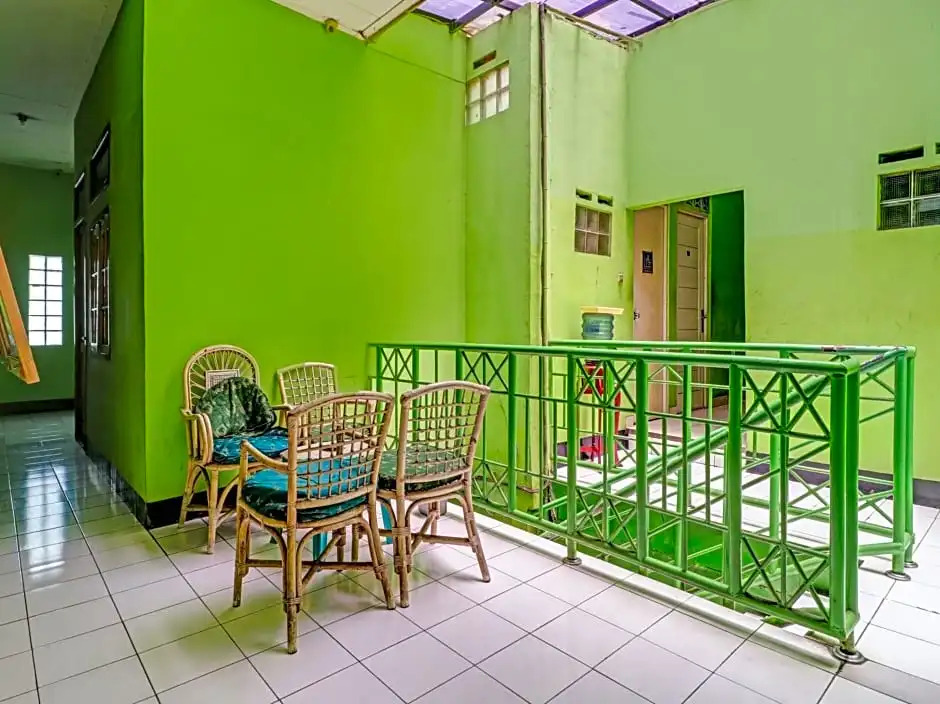 SPOT ON 90632 Hotel Pelangi Indah Paskal