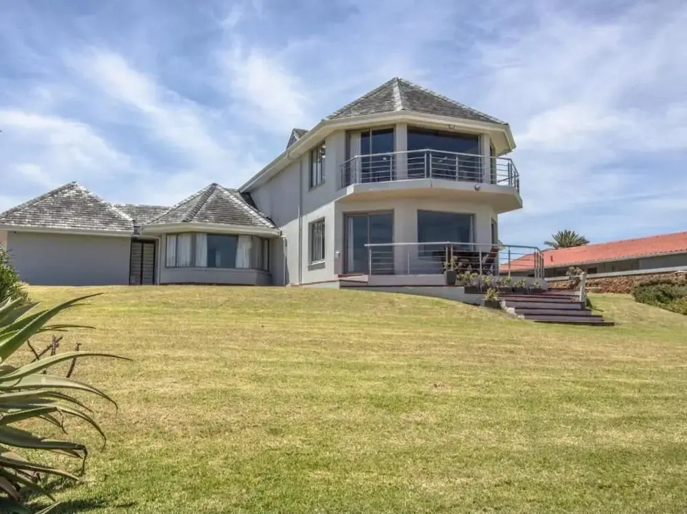 Sandbaai Country House