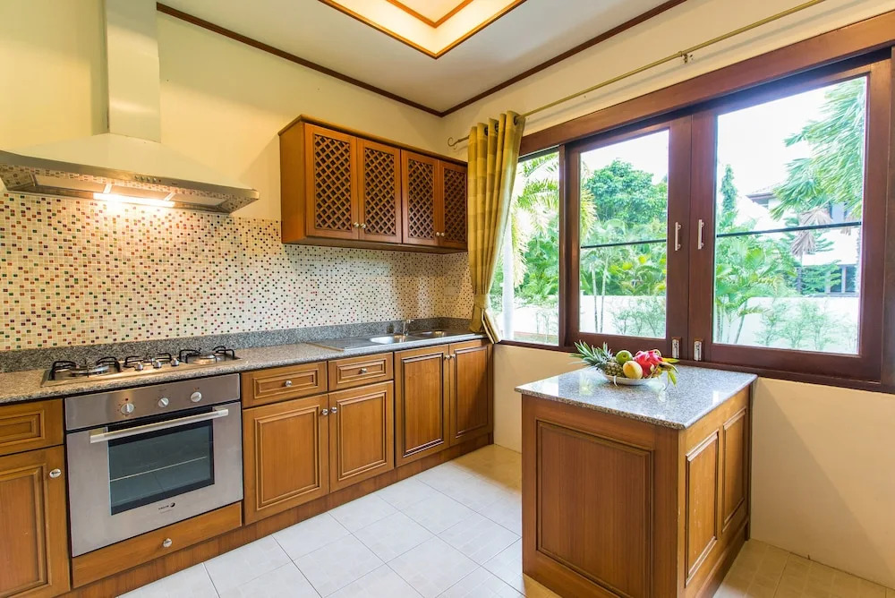Wiki Villa - 4 Bedrooms 300sqm with Pool