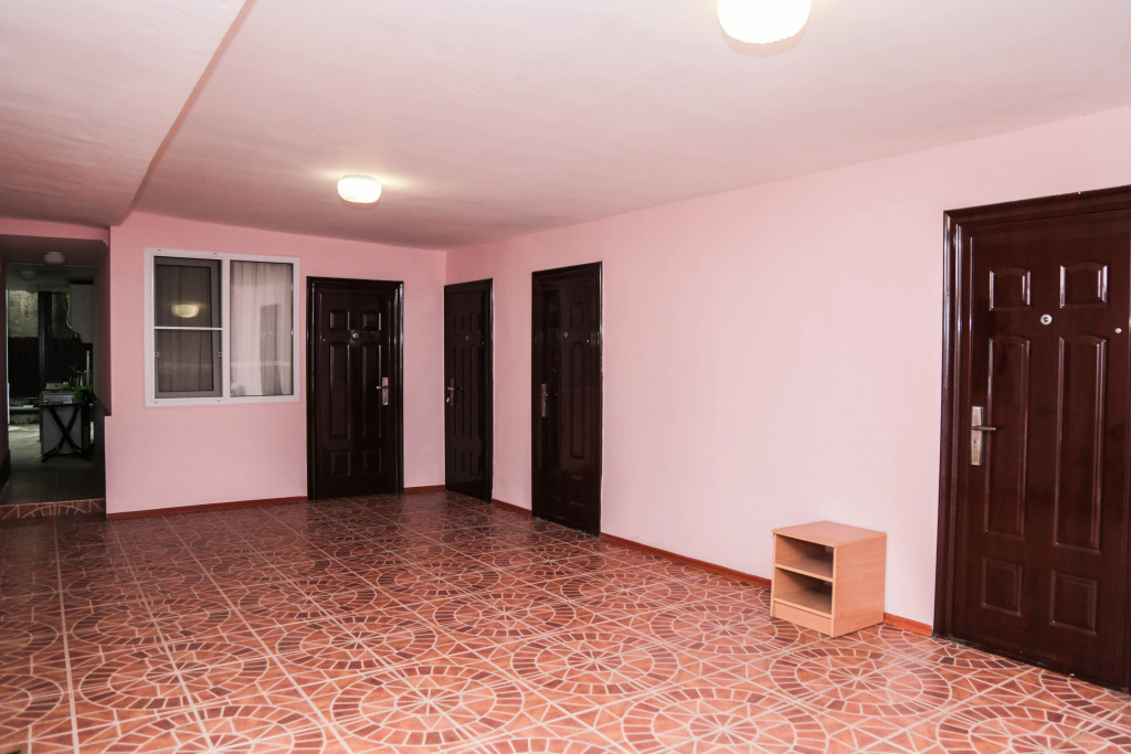 Abhaz-Leo, byvsh. Loza (Gagra)