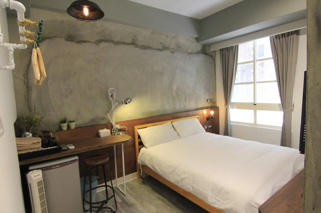 Tomer Hostel