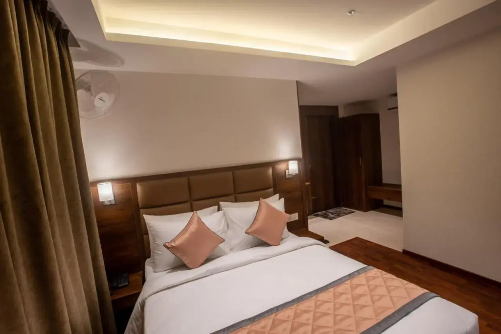 Golden Fortune Inn Hotel