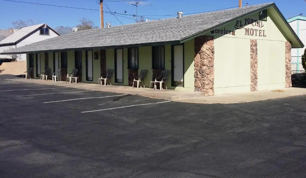 El Portal Motel