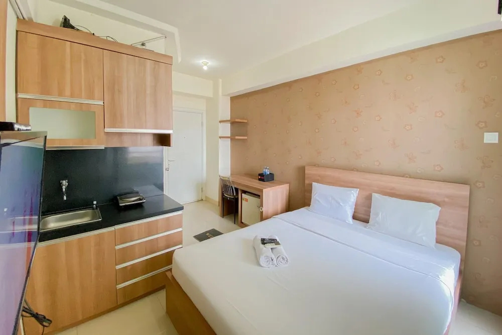 Comfort Living Studio At 20Th Floor Green Pramuka City Apartment