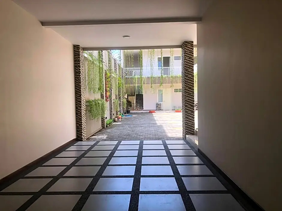 OYO Life 3093 Kost Bale Teduh