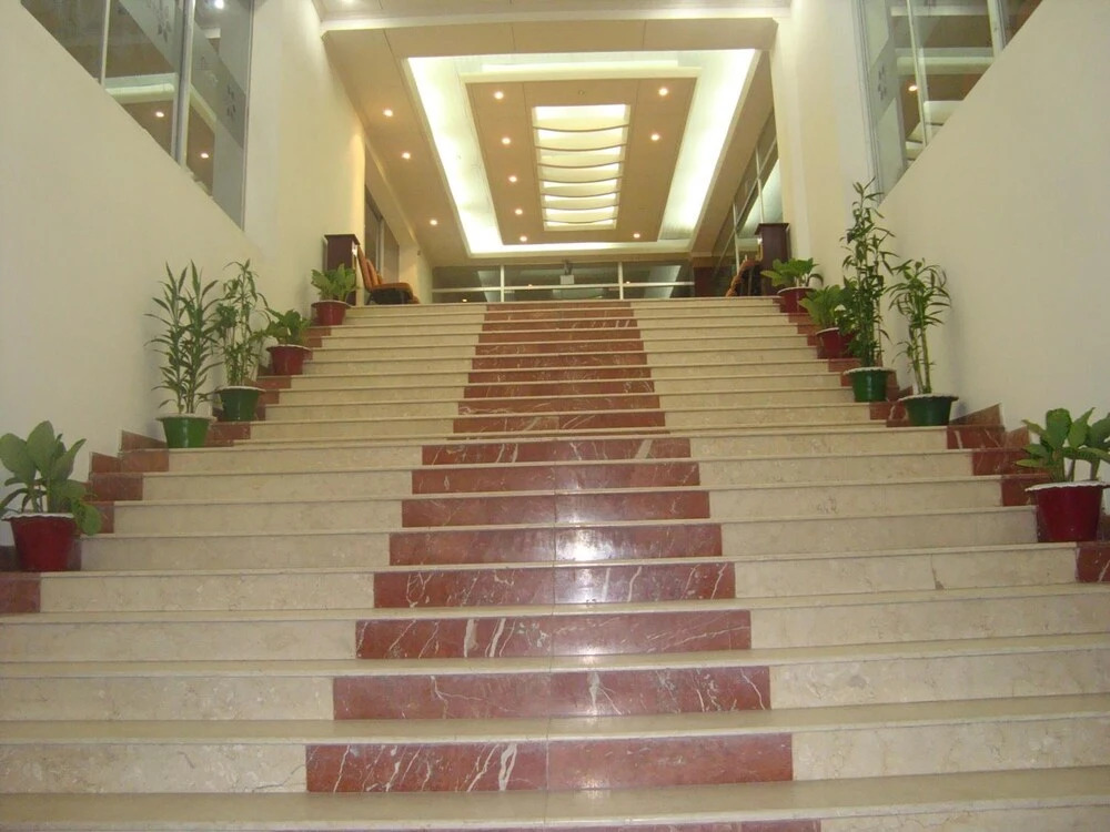 Nirvana Inn
