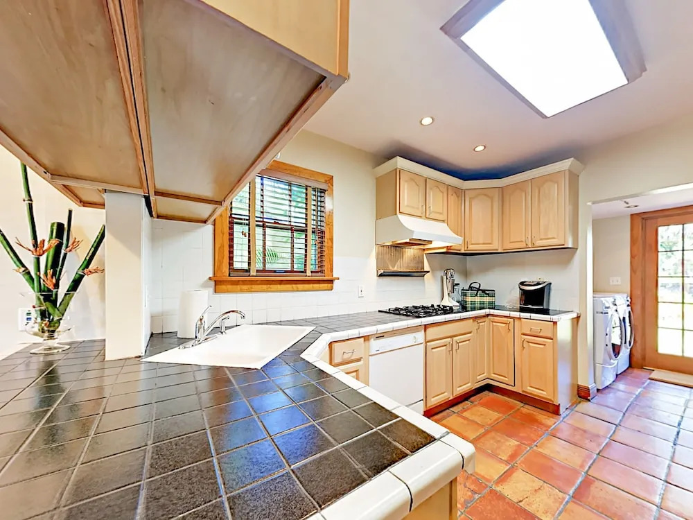 Old Northwood - 3 Br Home