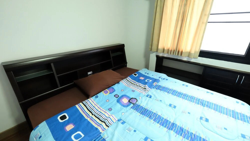 Nontsee Apartment