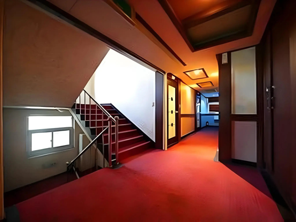 Goodstay World Hotel