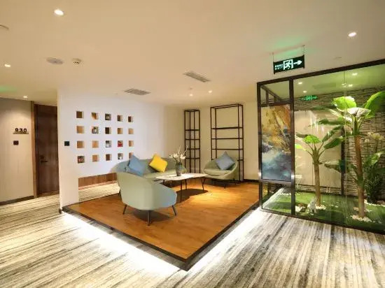 Daya Jingting Hotel (The Seventh People's Hospital Zhongyuan Fota Branch)