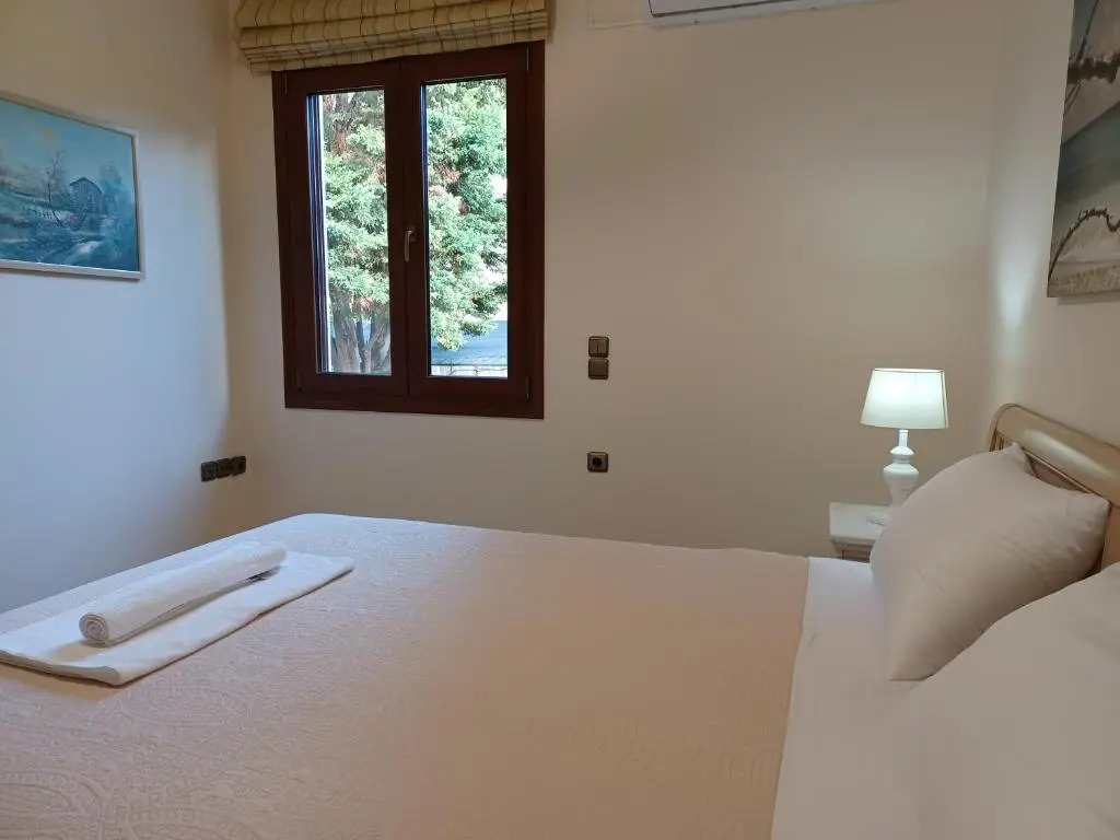 Heraklion Comfy House with Mountain View