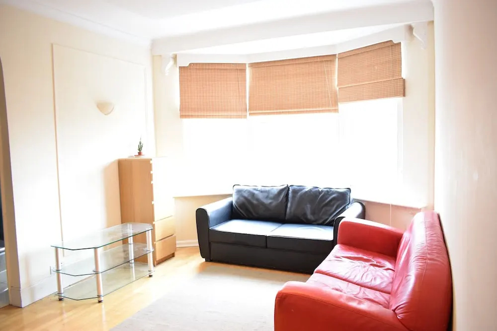 Amazing 1 Bedroom Apartment Close to Hyde Park