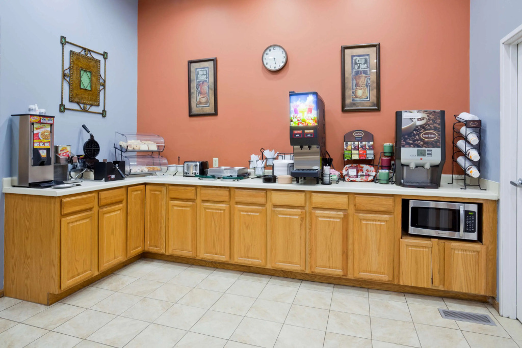 Grandstay Hotel and Suites