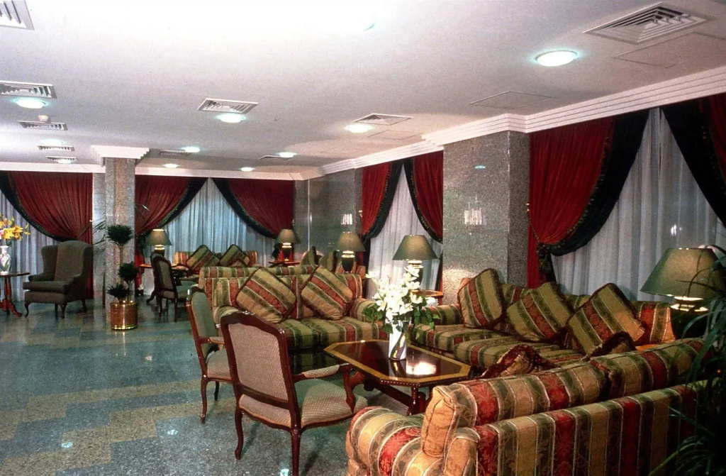Manazel Ajyad Hotel - previously Elaf Ajyad