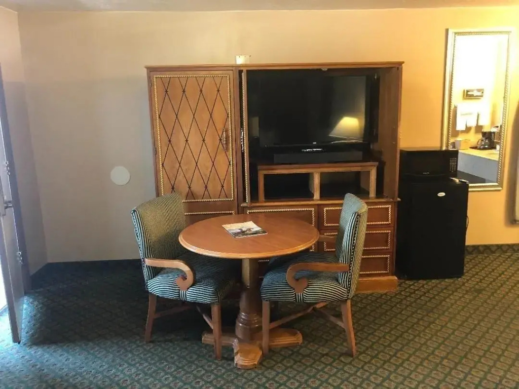 Riverton Inn & Suites Riverton