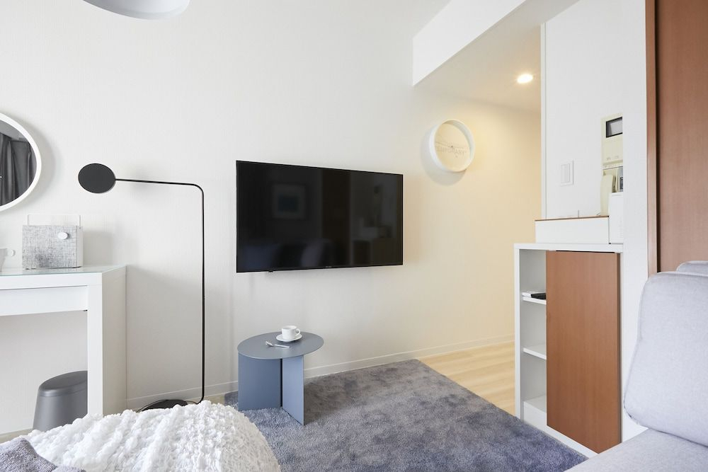 P OIN T – Shinjuku Kabukicho Designer’s Apartment II