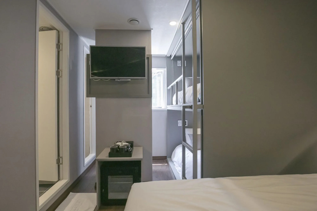 Philstay Myeongdong Station