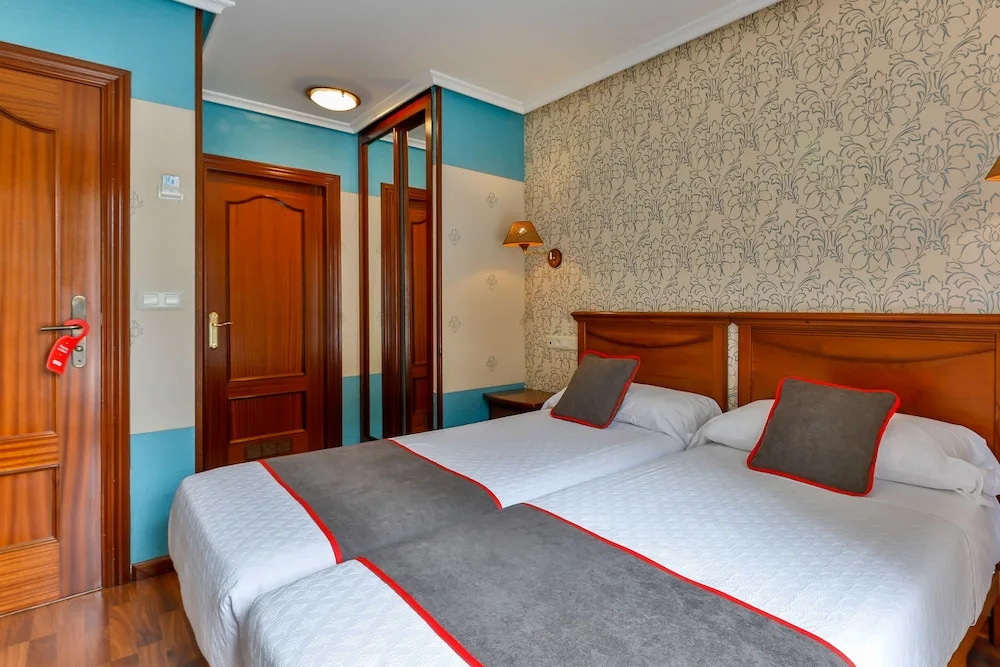 Hotel Puerto de Candás