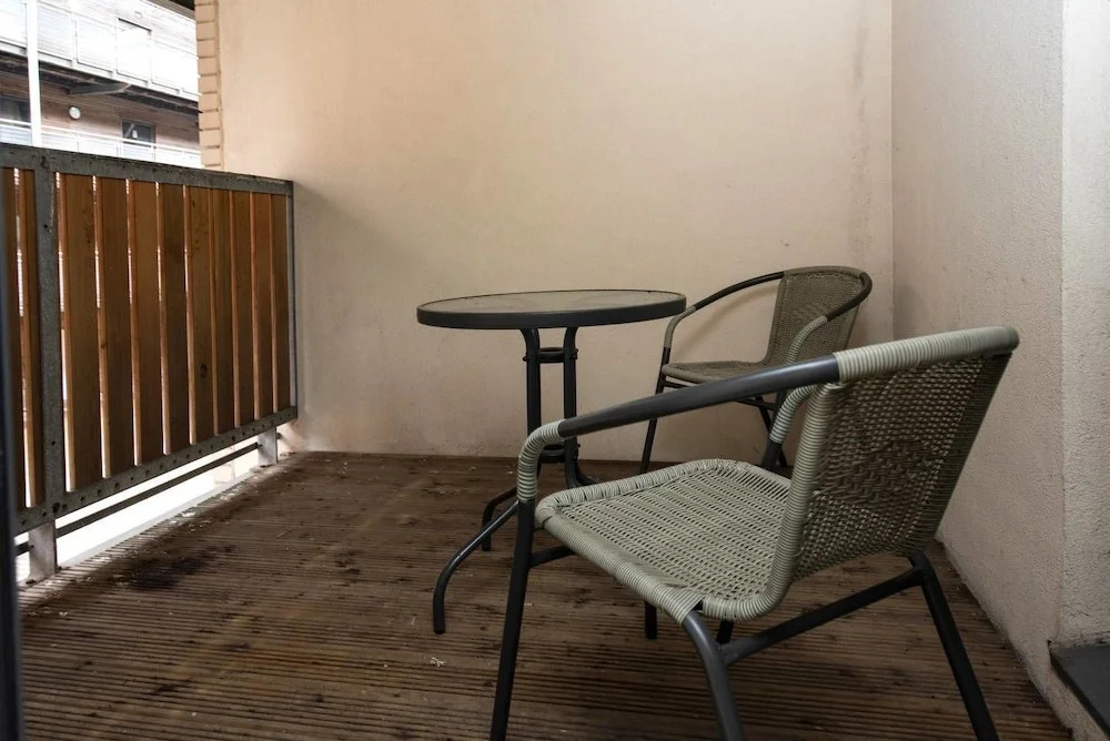 Superb Duplex Prime Location City Centre And Parking