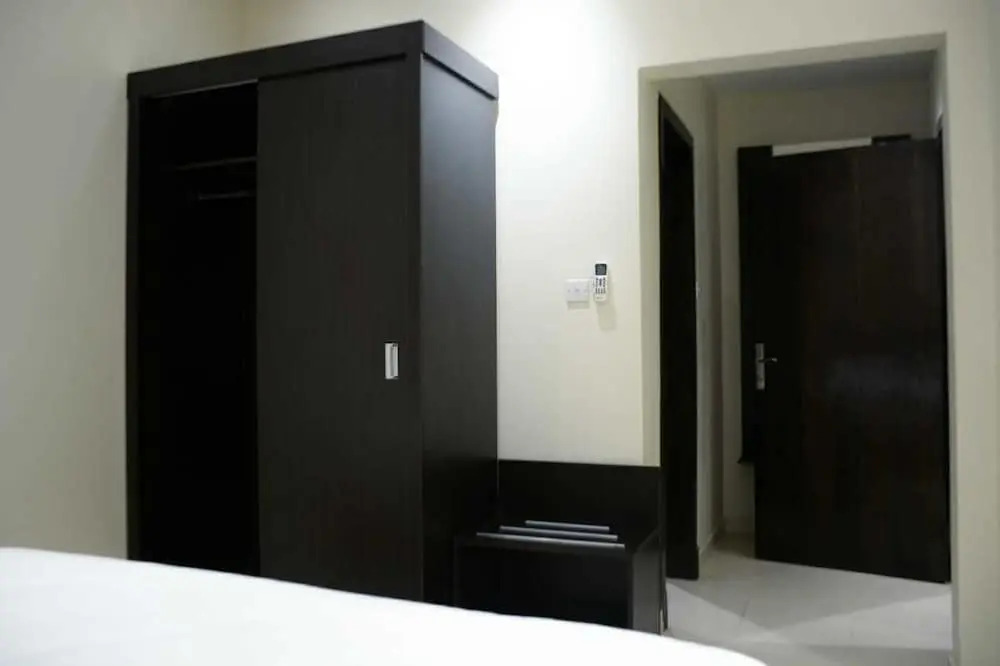 MJ Apartments