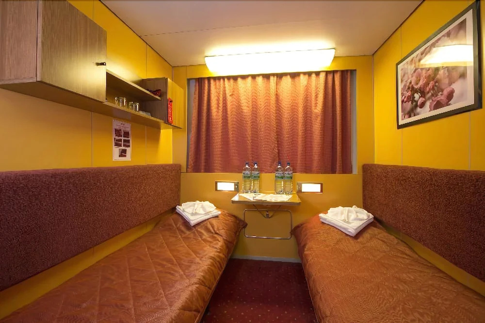 Hotel Flotel M.s. Radischev