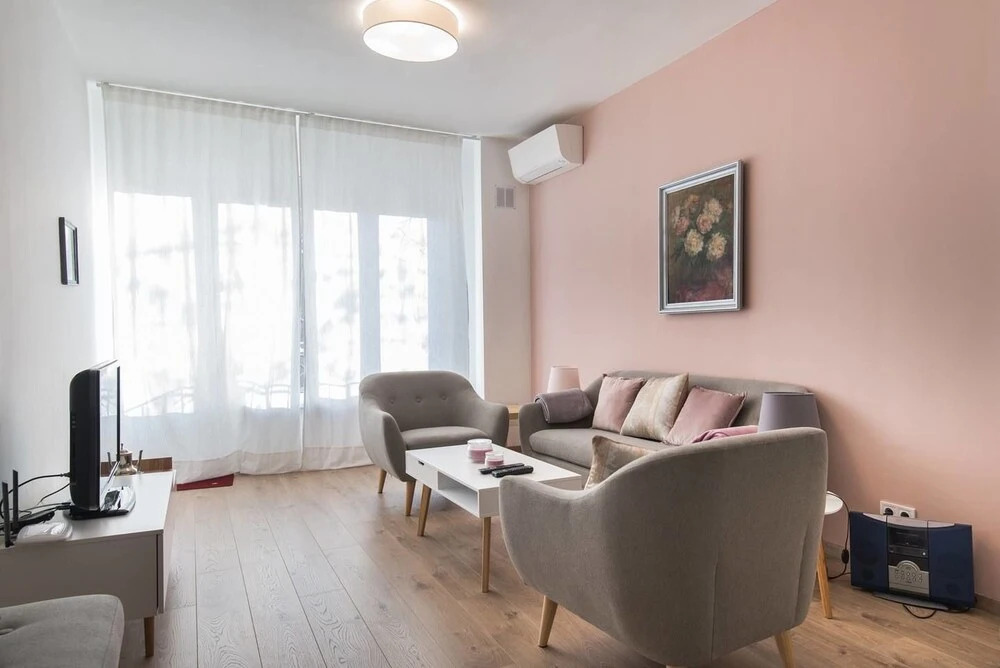 Fm Premium 1-Bdr Apartment - Chic And Spacious