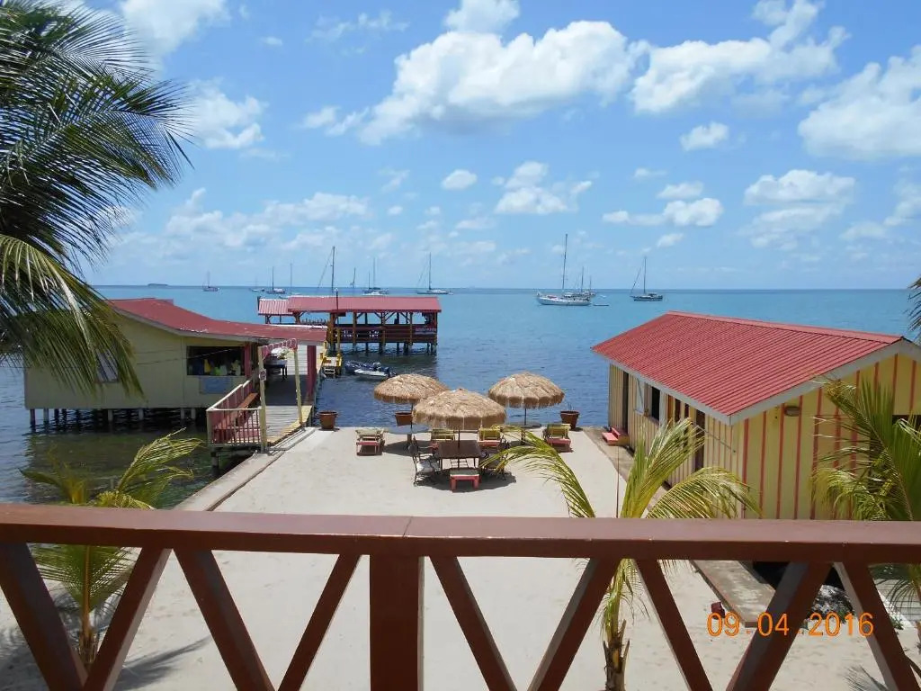 Alans Paradise Hotel